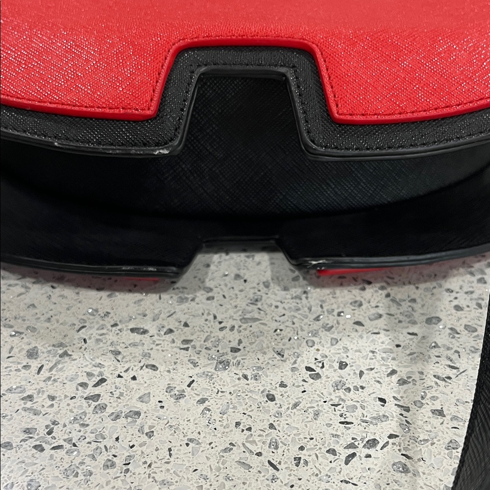 NWOT Disney Loungefly Mickey bag - Picture 9 of 9